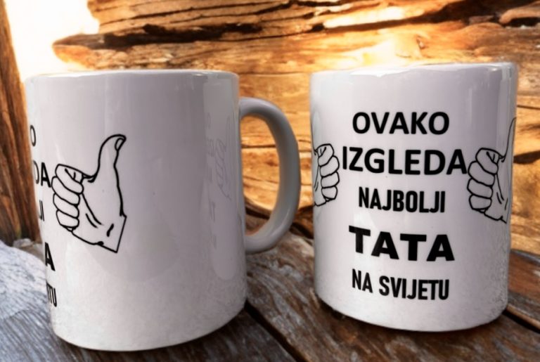 BEE812BD 2D0C 404C 9C57 8049D1BD7910